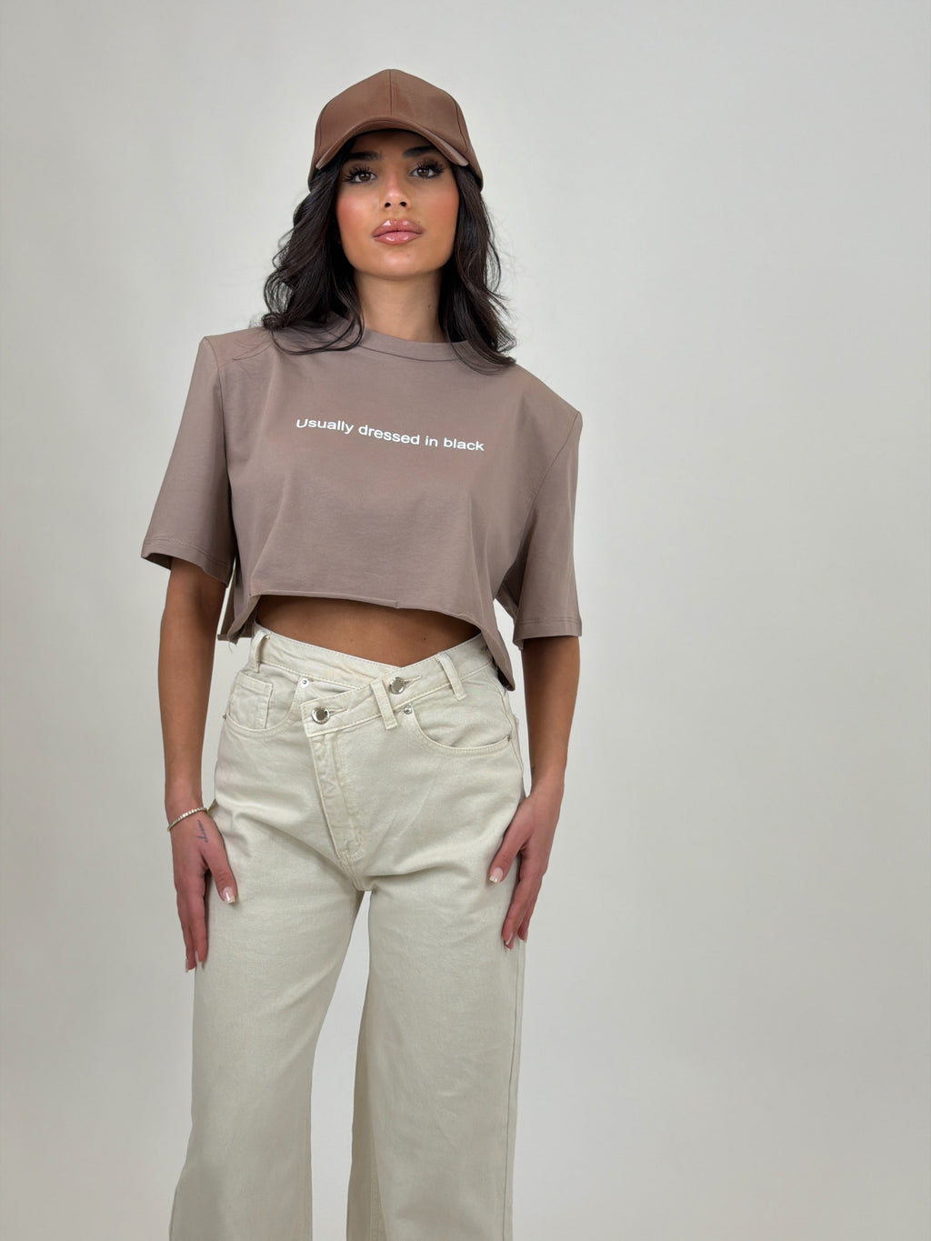 Maglia "Usually dress black"