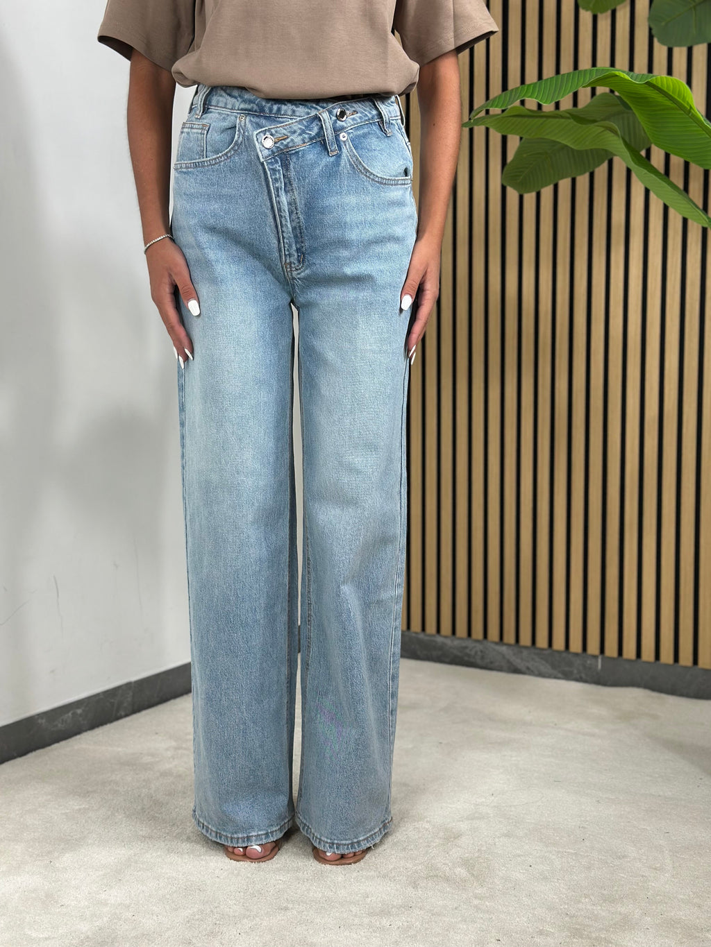 Jeans Chiusura Inversa Lavaggio Chiaro