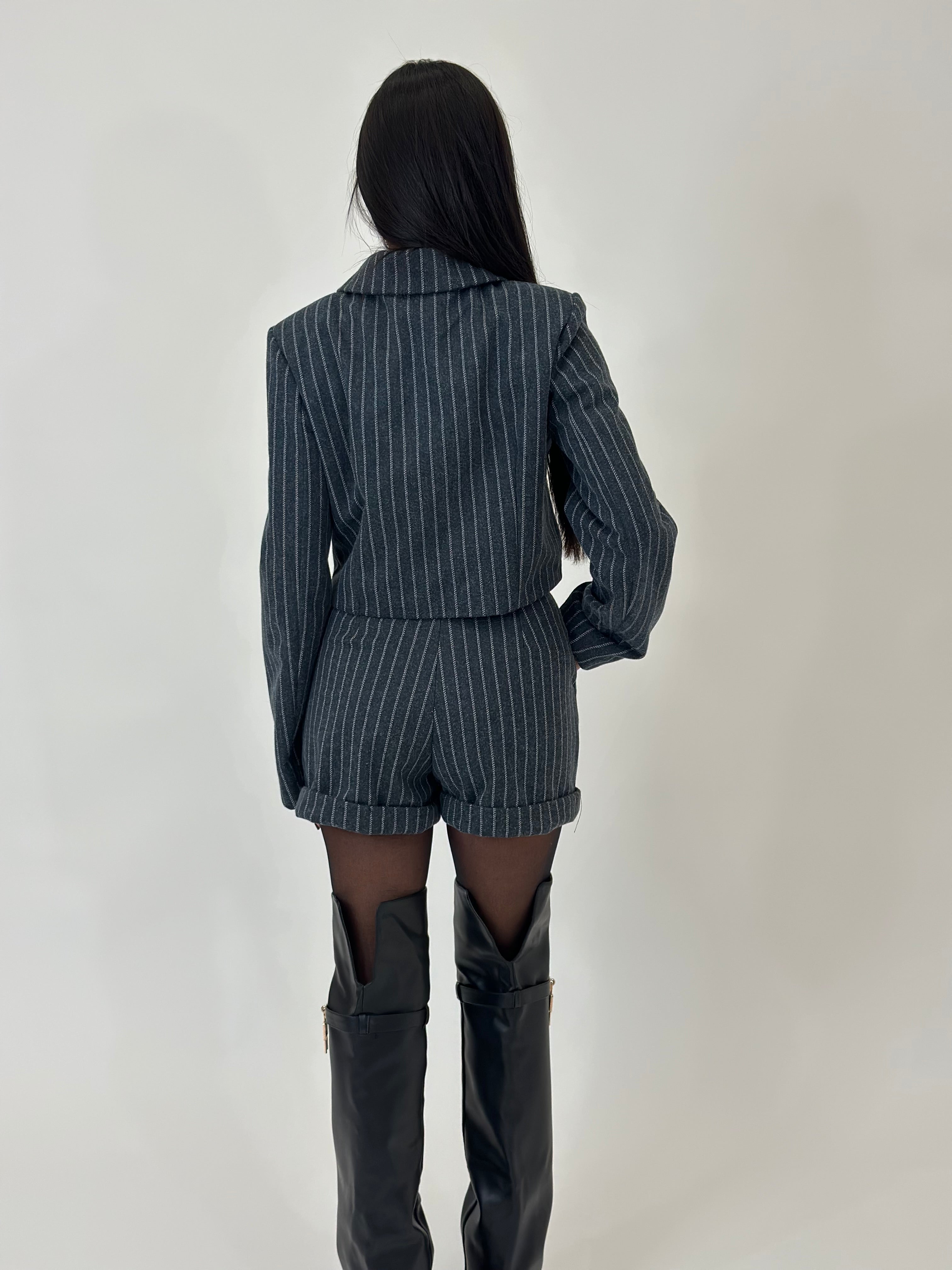 Set Nadine