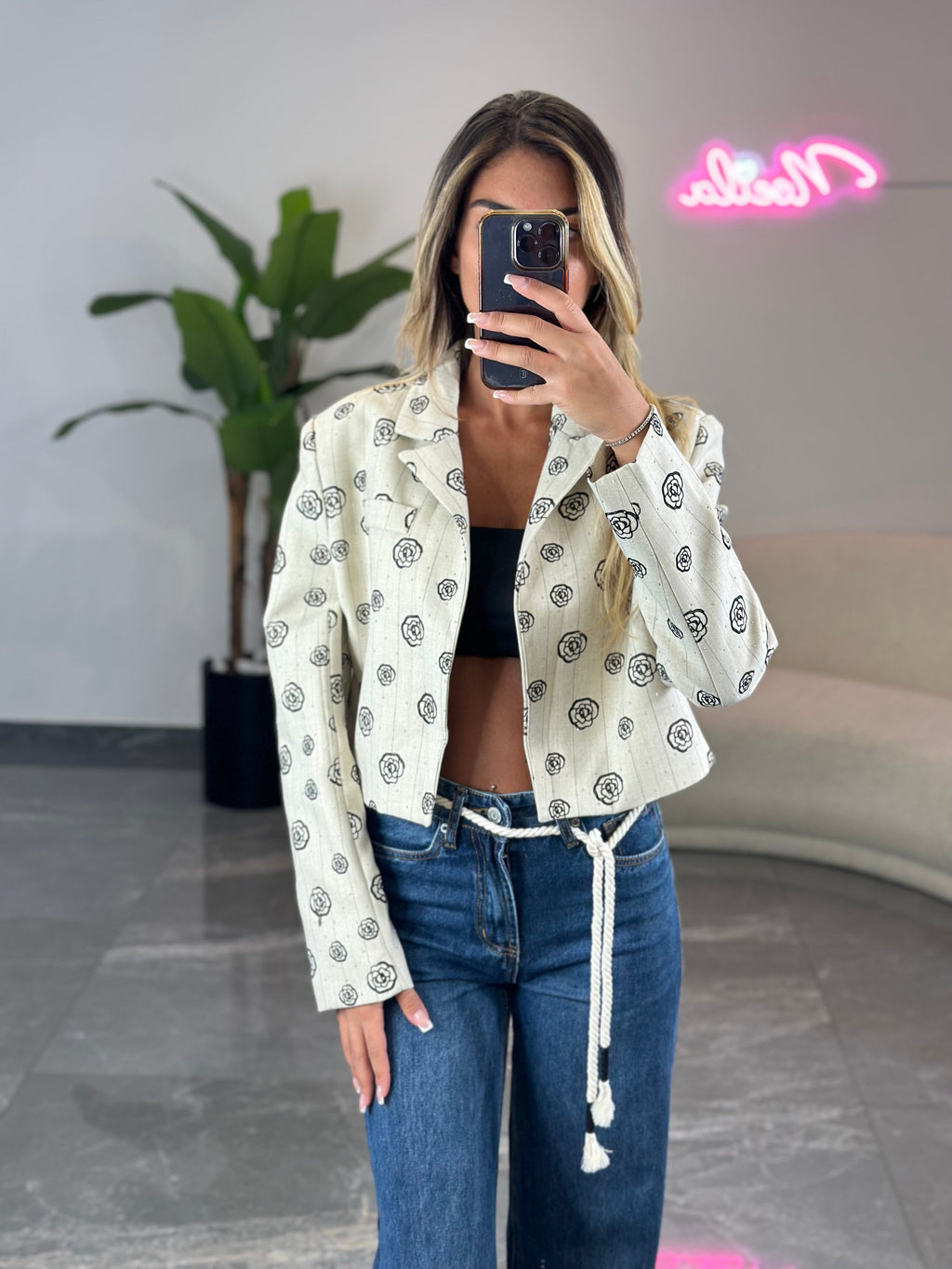 Blazer Magic Crop