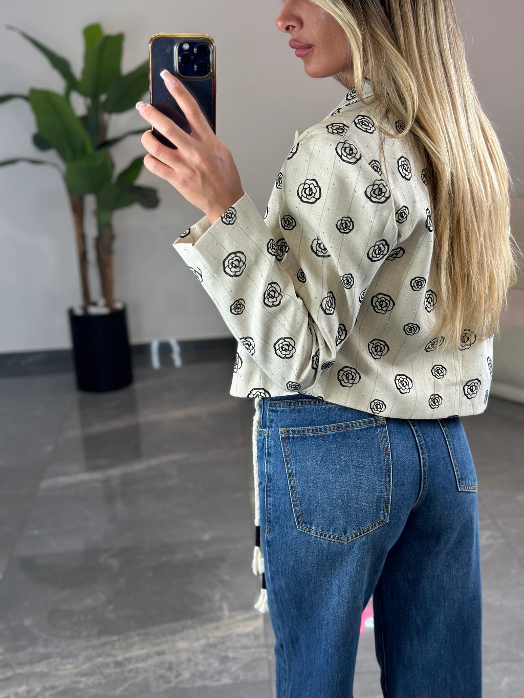 Blazer Magic Crop